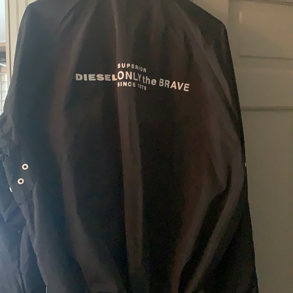 Diesel - Picture 6 of 7